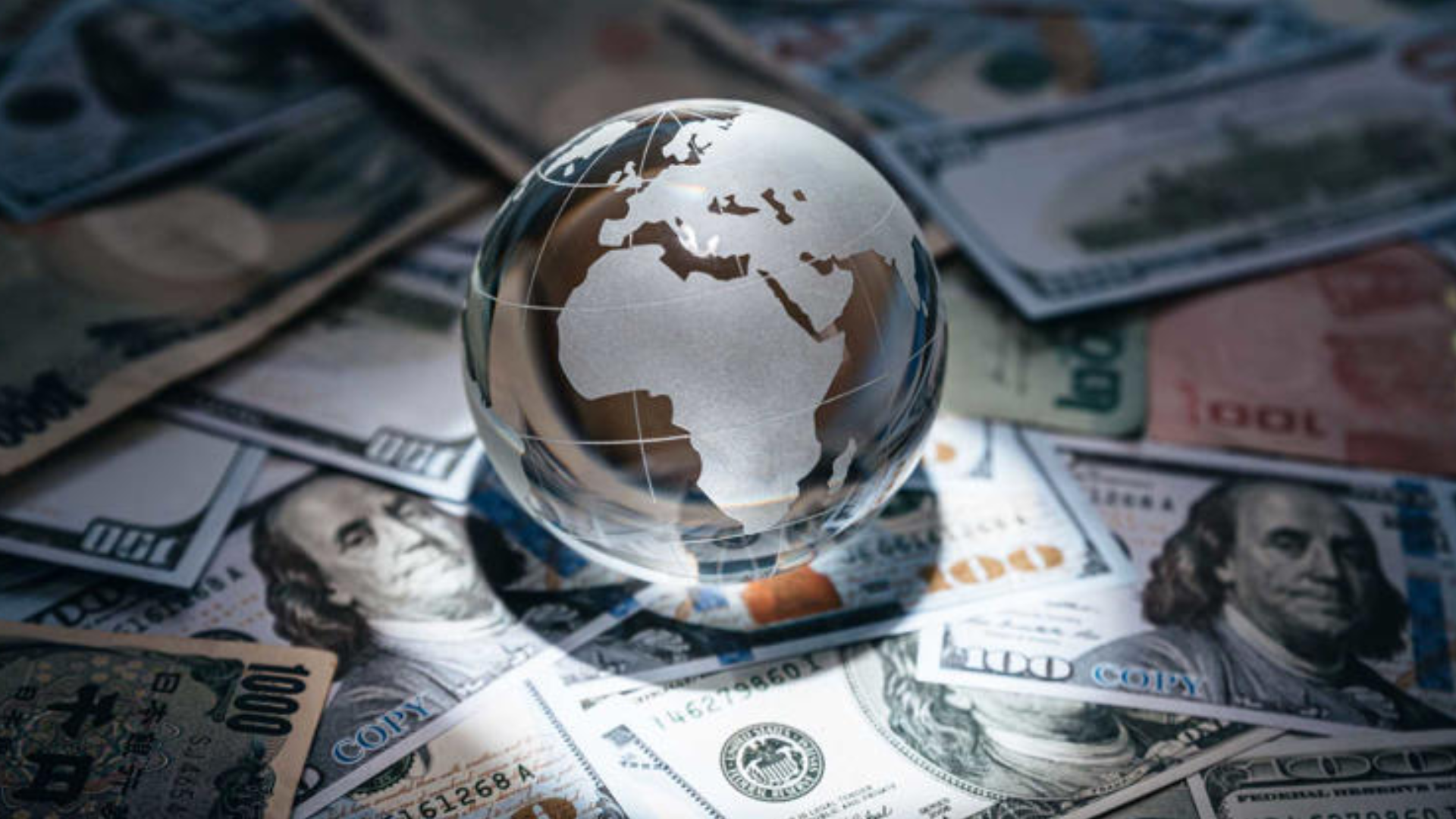 عبء الديون.. تحديات معقدة تواجه اقتصادات مثقلة بالأزمات