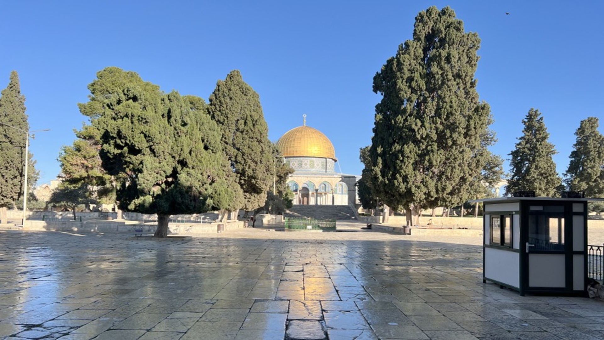 محافظة القدس تحذر من سياسات الإغلاق المتكرر للمسجد الأقصى وانتهاك الوصاية الهاشمية